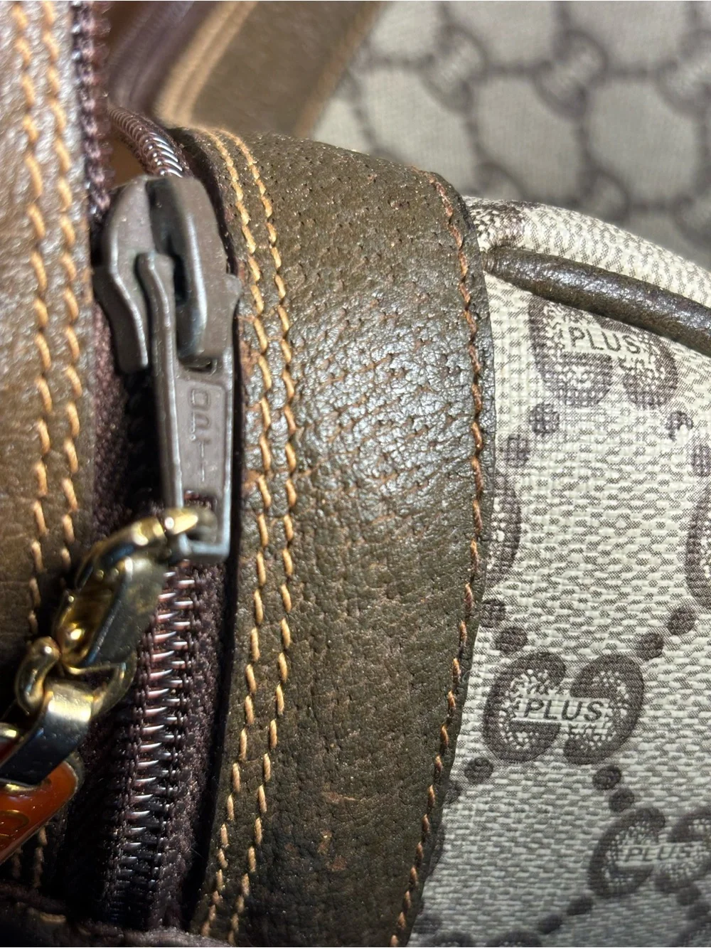 Rare Authentic Gucci Plus Boston Bag/Matching Wallet Like New Vintage Condition